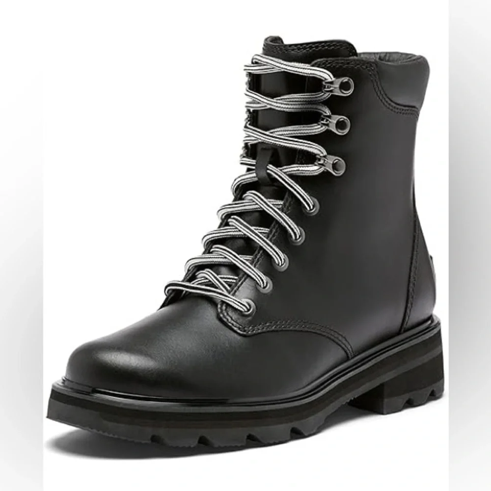 Sorel WOMEN'S LENNOX™ LACE STKD BOOT in Black